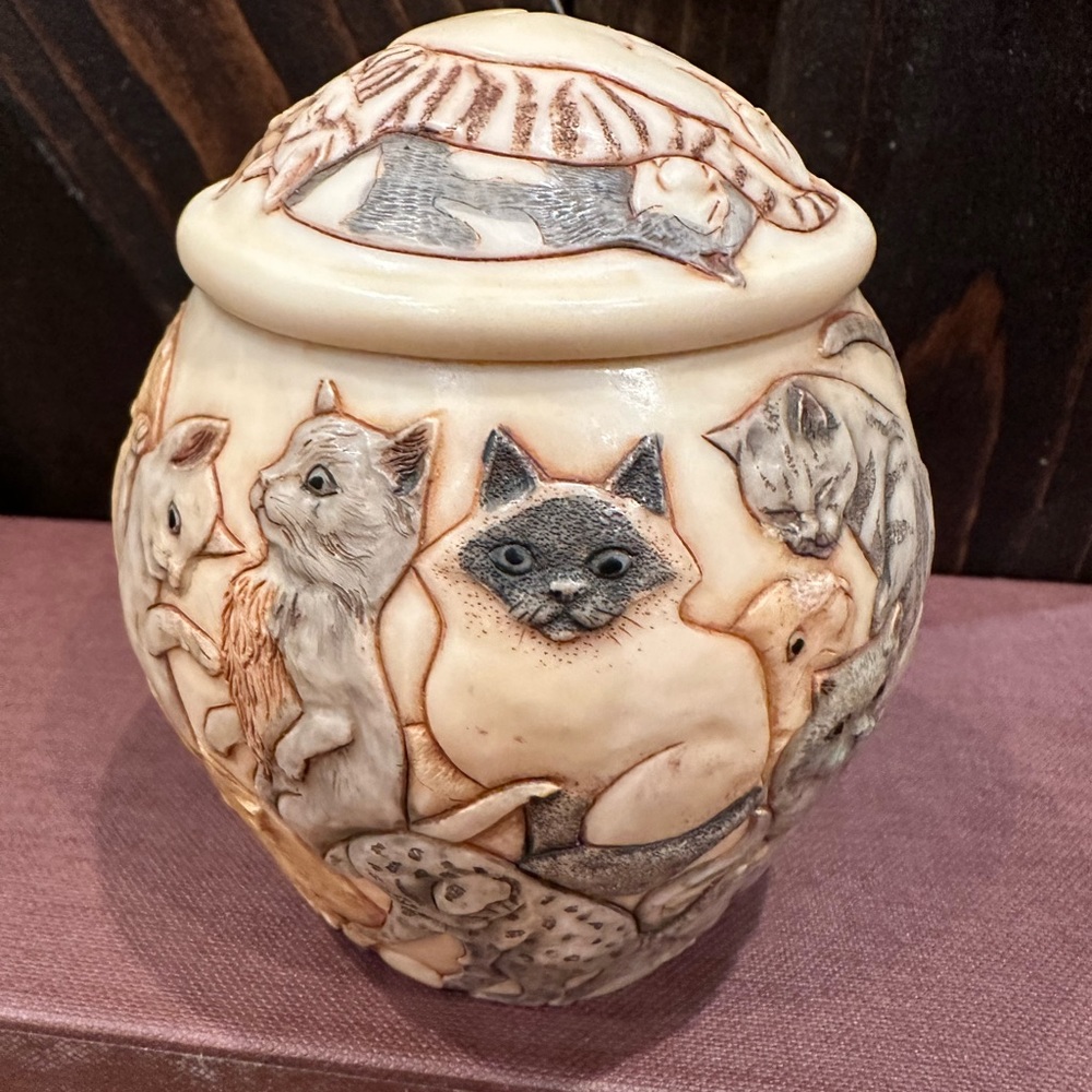 Jardinia cats galore small pet urn